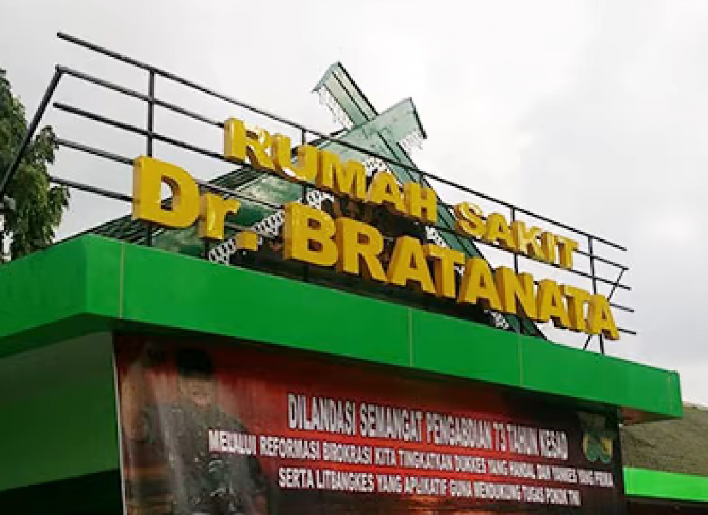 Rumah Sakit Dr. Bratanata Jambi